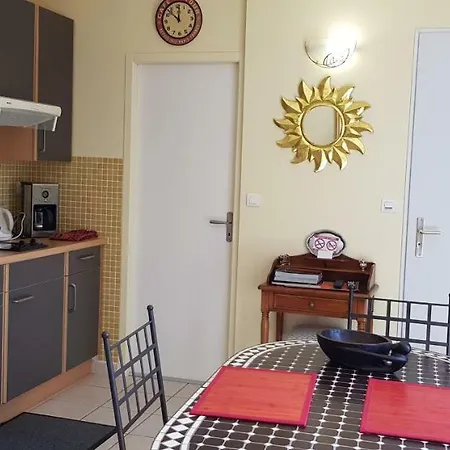 Les Canas Lejlighed *